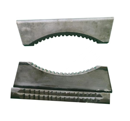 三叶卡瓦牙／钳牙